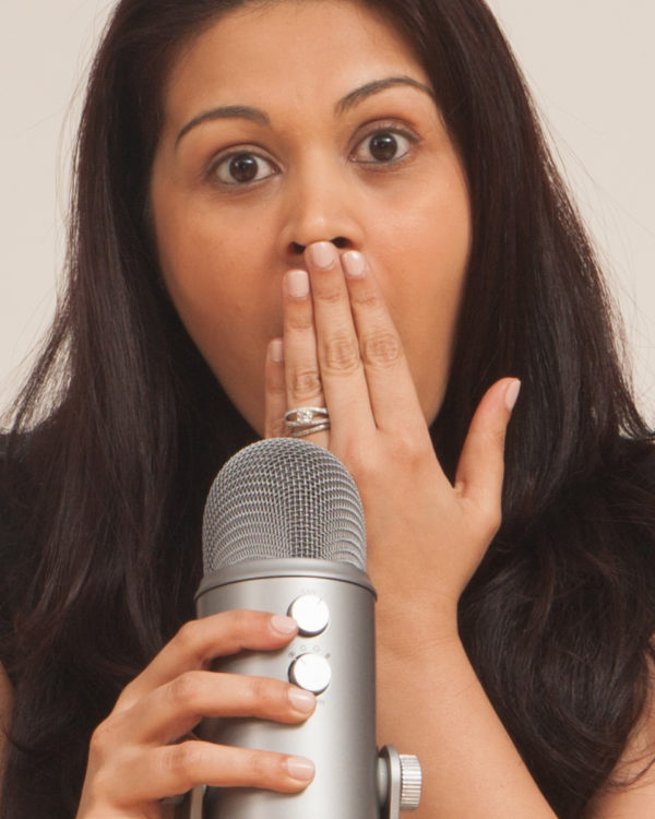 STUDIO HEADSHOT