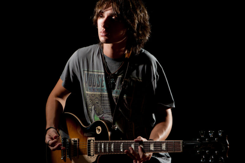 STUDIO HEADSHOT