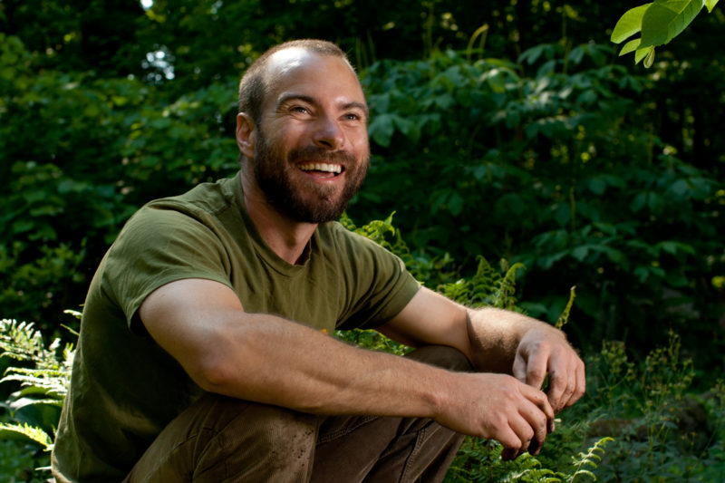 ENVIRONMENTAL HEADSHOT